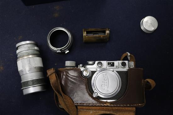A Leica IIIb camera, No. 284187 and a Leitz Elmar F=9cm 1:4 lens Nr. 1036477